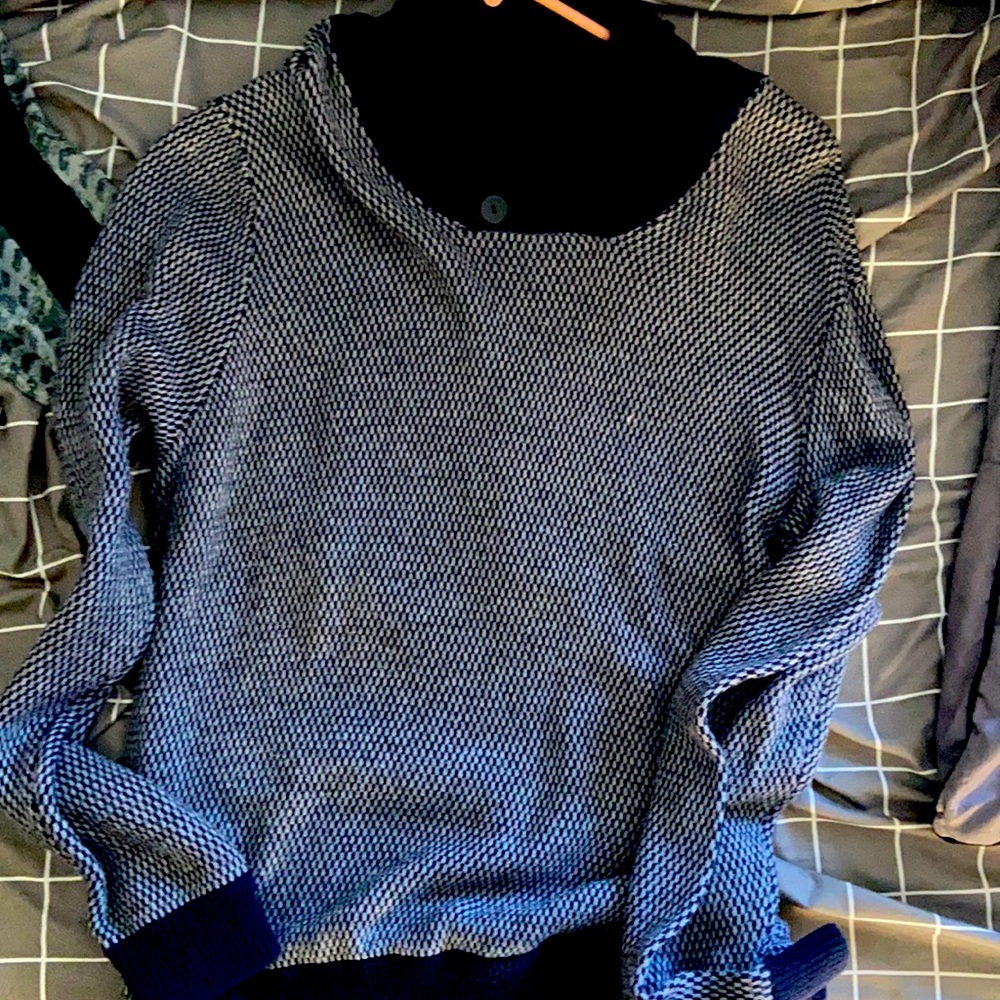 VINTAGE MENS TURTLENECK SWEATER